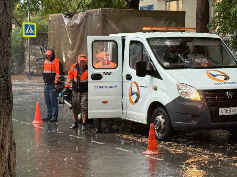 Михаил Развожаев: Провел планерку по устранению последствий непогоды Михаил Развожаев: Провел планерку по устранению последствий непогоды