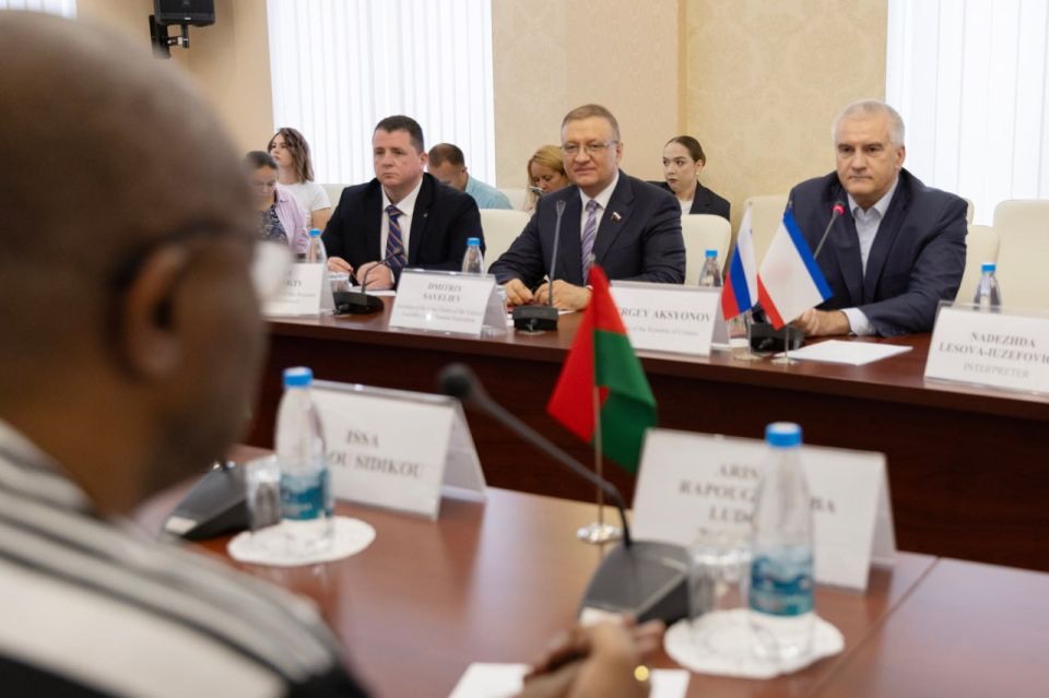 Сергей Аксёнов: Россию и страны Африки связывают давние дружеские отношения Сергей Аксёнов: Россию и страны Африки связывают давние дружеские отношения