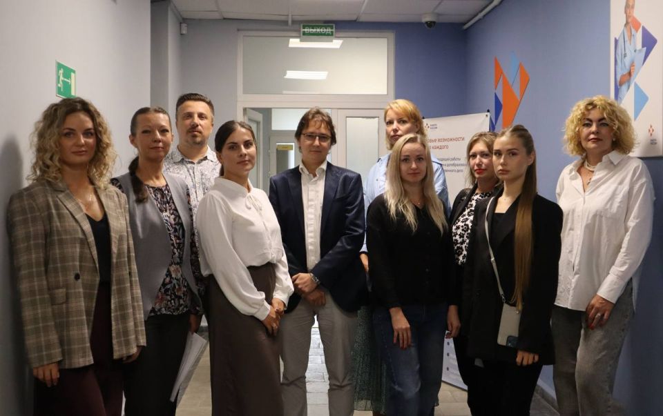 Михаил Развожаев: По 200 тысяч рублей получат 11 севастопольцев на запуск своего дела