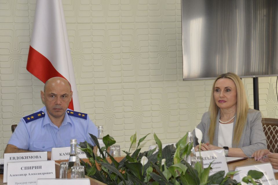 Совещание по вопросам технологического присоединения к электрическим сетям Совещание по вопросам технологического присоединения к электрическим сетям