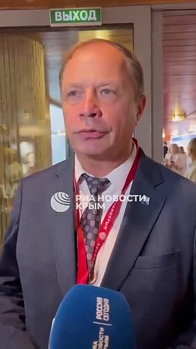 В Севастополе повысили зарплаты водителям "скорых"