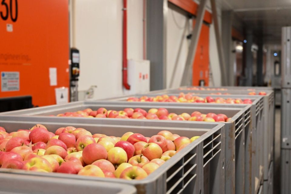 Сергей Аксёнов: Крым демонстрирует рост инвестиционной активности в рамках исполнения задач, поставленных Президентом Российской Федерации Владимиром Путиным в марте 2021 года, а именно: привлечь 1 трлн рублей частных... Сергей Аксёнов: Крым демонстрирует рост инвестиционной активности в рамках исполнения задач, поставленных Президентом Российской Федерации Владимиром Путиным в марте 2021 года, а именно: привлечь 1 трлн рублей частных...