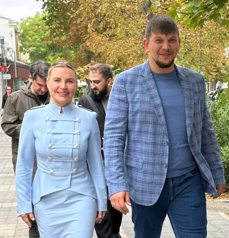 Ольга Торубарова: Встретили на нашей гостеприимной крымской земле делегацию Министерства Чеченской Республики по физической культуре и спорту во главе с заместителем министра Узаевым Магомедом Альвиевичем