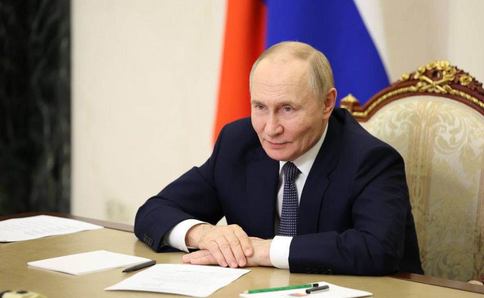 Михаил Развожаев: В режиме видеоконференцсвязи сегодня участвовал во встрече с избранными главами регионов, которую провёл Президент России Владимир Владимирович Путин