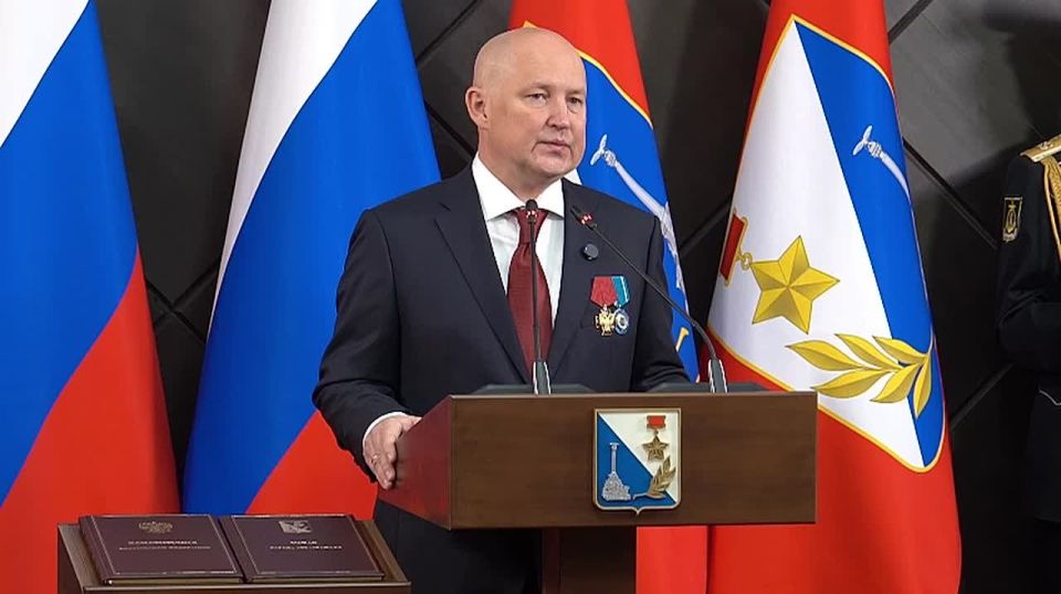 Михаил Развожаев: Сегодня я официально вступил в должность губернатора Севастополя