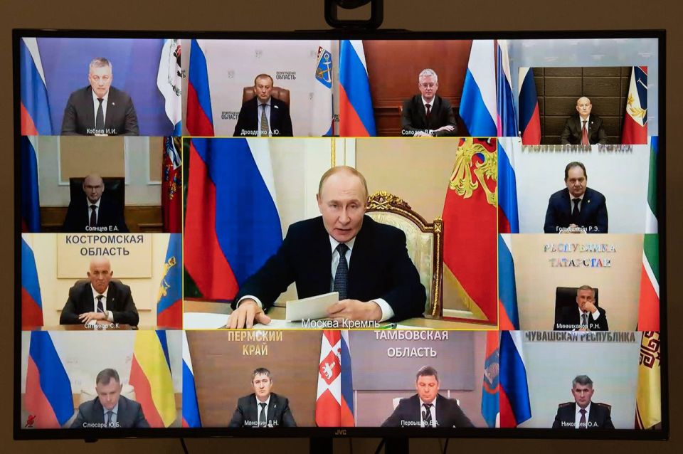 Михаил Развожаев: В режиме видеоконференцсвязи сегодня участвовал во встрече с избранными главами регионов, которую провёл Президент России Владимир Владимирович Путин Михаил Развожаев: В режиме видеоконференцсвязи сегодня участвовал во встрече с избранными главами регионов, которую провёл Президент России Владимир Владимирович Путин