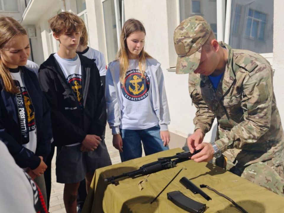 Михаил Развожаев: В образовательном центре «Бухта Казачья» прошли соревнования, посвященные памяти капитана легендарной 810-ой бригады морской пехоты Алексея Ивановича Охоты