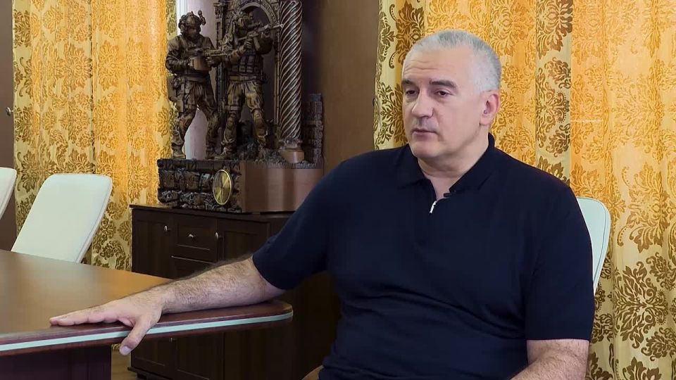 Сергей Аксёнов: Из публичных высказываний Президента Америки Дональда Трампа видно, что он вник в ситуацию, которая предшествовала проведению специальной военной операции, и много раз высказывался о том, что Крым – это...