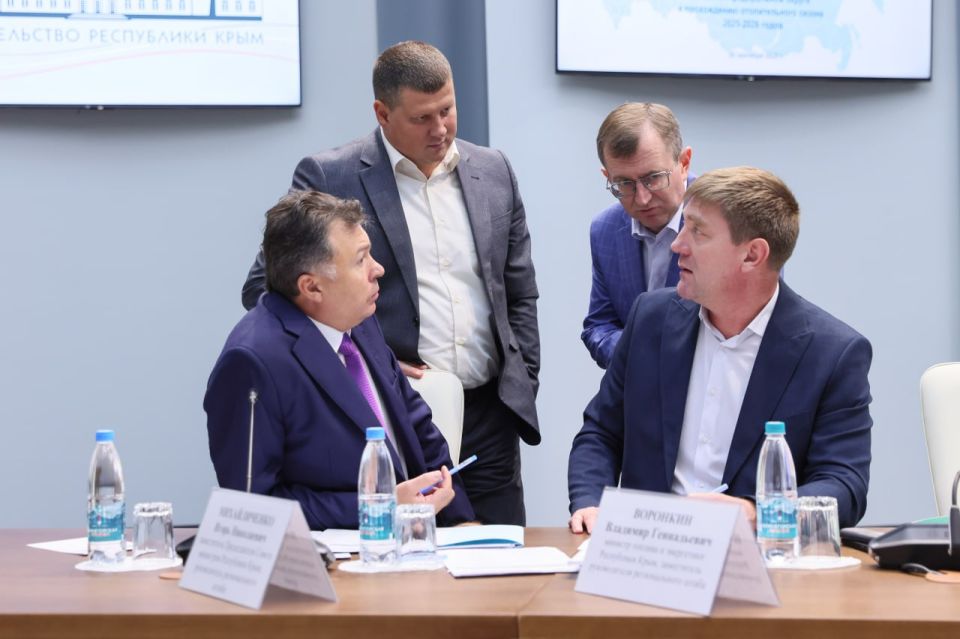 Сергей Аксёнов: Вопросы подготовки Южного федерального округа к прохождению отопительного сезона 2025–2026 годов обсудили на заседании под руководством Министра энергетики Российской Федерации Сергея Евгеньевича Цивилева Сергей Аксёнов: Вопросы подготовки Южного федерального округа к прохождению отопительного сезона 2025–2026 годов обсудили на заседании под руководством Министра энергетики Российской Федерации Сергея Евгеньевича Цивилева