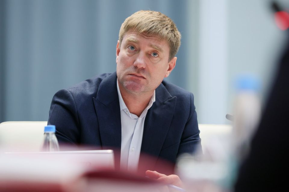 Сергей Аксёнов: Вопросы подготовки Южного федерального округа к прохождению отопительного сезона 2025–2026 годов обсудили на заседании под руководством Министра энергетики Российской Федерации Сергея Евгеньевича Цивилева Сергей Аксёнов: Вопросы подготовки Южного федерального округа к прохождению отопительного сезона 2025–2026 годов обсудили на заседании под руководством Министра энергетики Российской Федерации Сергея Евгеньевича Цивилева