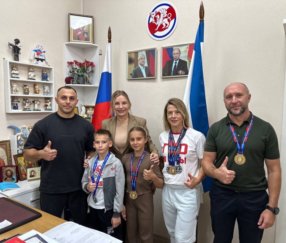 Ольга Торубарова: Вручила благодарности за высокие спортивные достижения на Всероссийских «Народных играх ГТО» онлайн формата, пропаганду здорового образа жизни, активную жизненную позицию и популяризацию многоборья ГТО в... Ольга Торубарова: Вручила благодарности за высокие спортивные достижения на Всероссийских «Народных играх ГТО» онлайн формата, пропаганду здорового образа жизни, активную жизненную позицию и популяризацию многоборья ГТО в...
