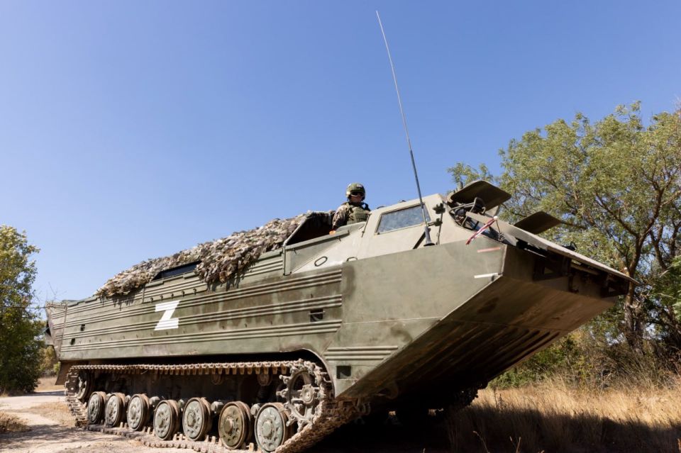 Сергей Аксёнов: Рад поздравить с праздником всех, кто служит и служил в Сухопутных войсках России! Сергей Аксёнов: Рад поздравить с праздником всех, кто служит и служил в Сухопутных войсках России!