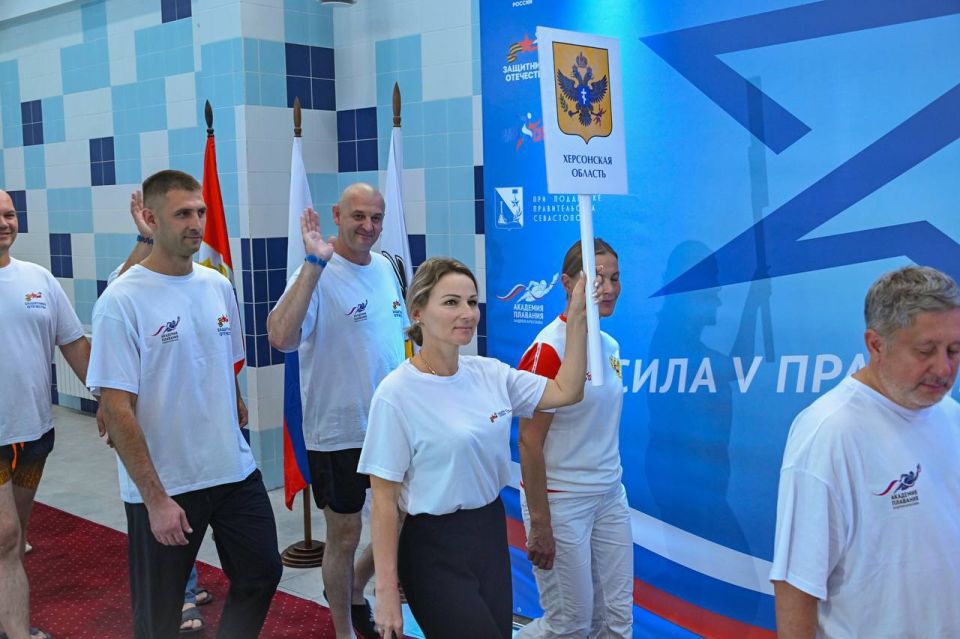 Михаил Развожаев: В Севастополе состоялся IV этап межрегиональных соревнований по плаванию «Кубок Защитников Отечества» на призы Заслуженного мастера спорта Андрея Арбузова Михаил Развожаев: В Севастополе состоялся IV этап межрегиональных соревнований по плаванию «Кубок Защитников Отечества» на призы Заслуженного мастера спорта Андрея Арбузова