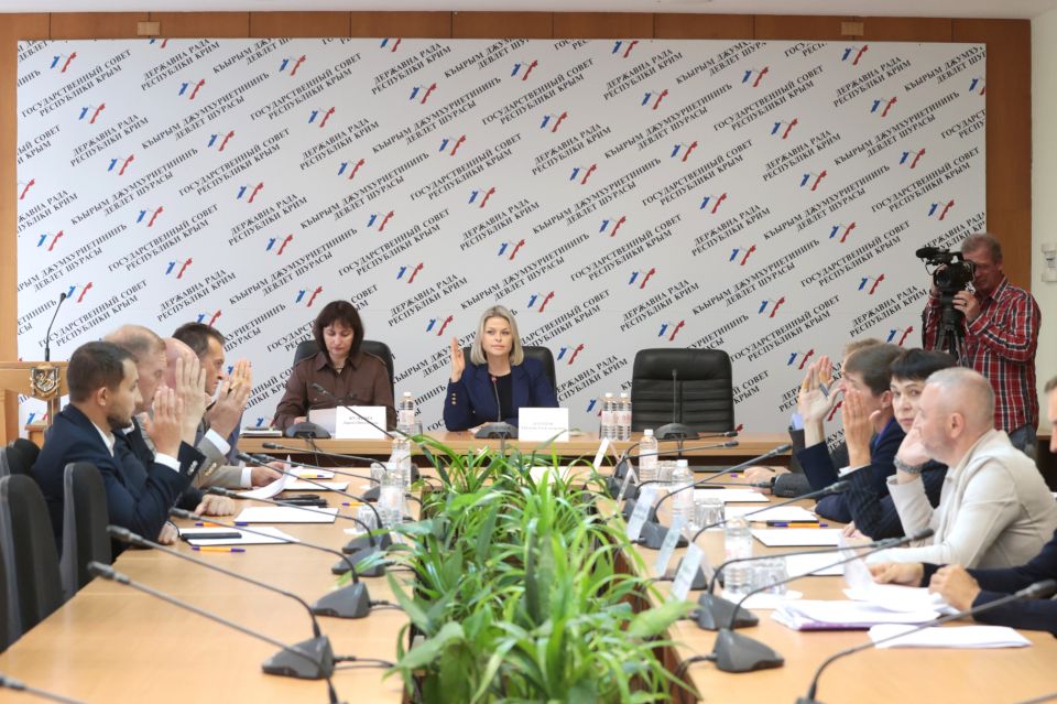 Минимущество Крыма передаст 12 земельных участков сельскохозяйственного назначения в собственность Первомайского района