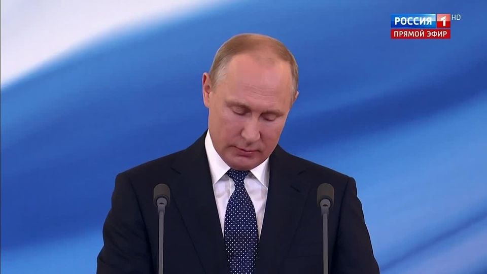 Михаил Развожаев: Сегодня День рождения нашего Президента, нашего Верховного главнокомандующего Владимира Владимировича Путина!