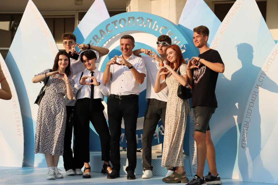 Михаил Развожаев: Севастопольский государственный университет сегодня празднует день рождения Михаил Развожаев: Севастопольский государственный университет сегодня празднует день рождения