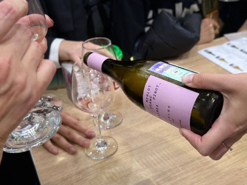 Завершился второй день работы агровыставки «Золотая осень-2025»: делегация из Крыма принимает активное участие в деловой программе Завершился второй день работы агровыставки «Золотая осень-2025»: делегация из Крыма принимает активное участие в деловой программе