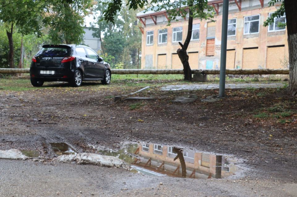 Олег Каторгин: Сотрудники управления муниципального контроля провели профилактический рейд по выявлению нарушителей парковки в микрорайоне между ул. Горького и Пошивальникова