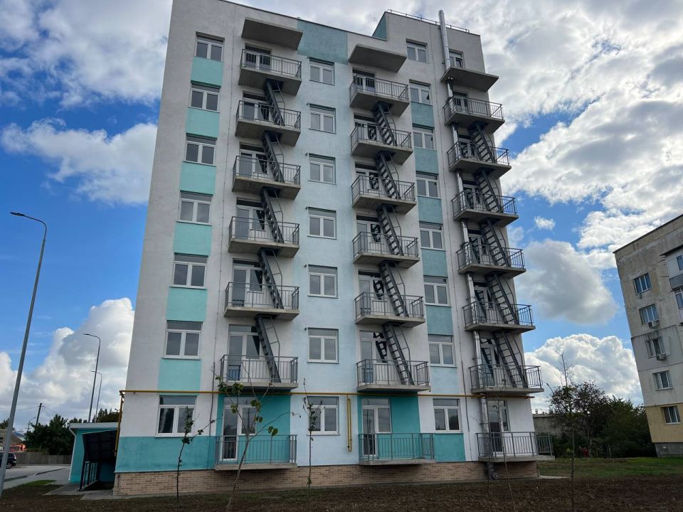 Игорь Ивин: Совместно с заместителем Председателя Государственного Совета Республики Крым Айдером Типпа, генеральным директором ГКУ РК «Инвестстрой Республики Крым Александром Карасёвым, председателем Государственного... Игорь Ивин: Совместно с заместителем Председателя Государственного Совета Республики Крым Айдером Типпа, генеральным директором ГКУ РК «Инвестстрой Республики Крым Александром Карасёвым, председателем Государственного...