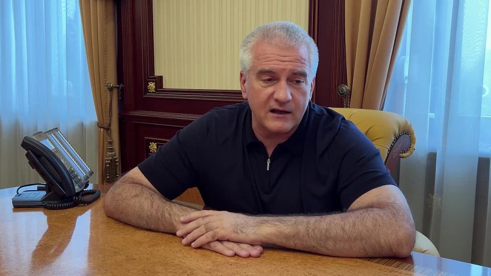 Сергей Аксёнов: С 11 октября дополнительно начнут работать еще 18 автозаправочных станций, на которых топливо имеется в свободной продаже