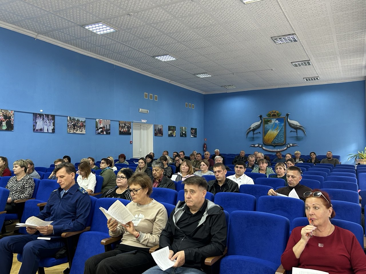 Состоялось внеочередное заседание 21 сессии Джанкойского районного совета Состоялось внеочередное заседание 21 сессии Джанкойского районного совета