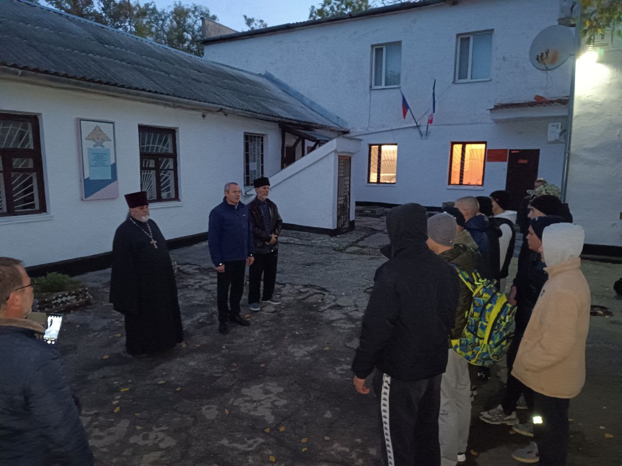 В Советском районе прошла первая отправка призывников в рамках осенней кампании 2025 года В Советском районе прошла первая отправка призывников в рамках осенней кампании 2025 года