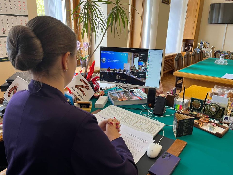 Опыт Крыма по защите материнства представили на федеральном уровне Опыт Крыма по защите материнства представили на федеральном уровне