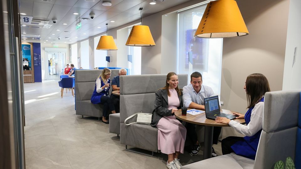 ВТБ увеличил доступность социальных выплат для клиентов