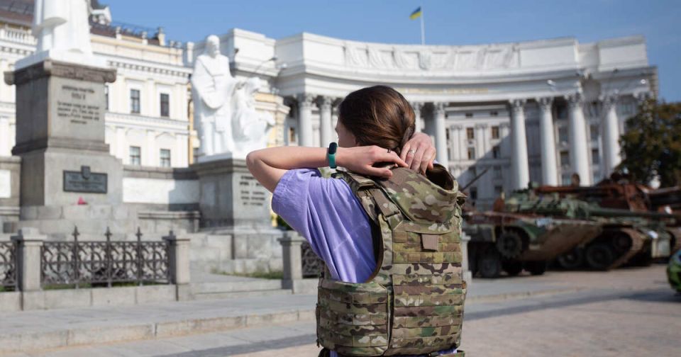 ФСБ выявила женскую ячейку террористической организации в Крыму