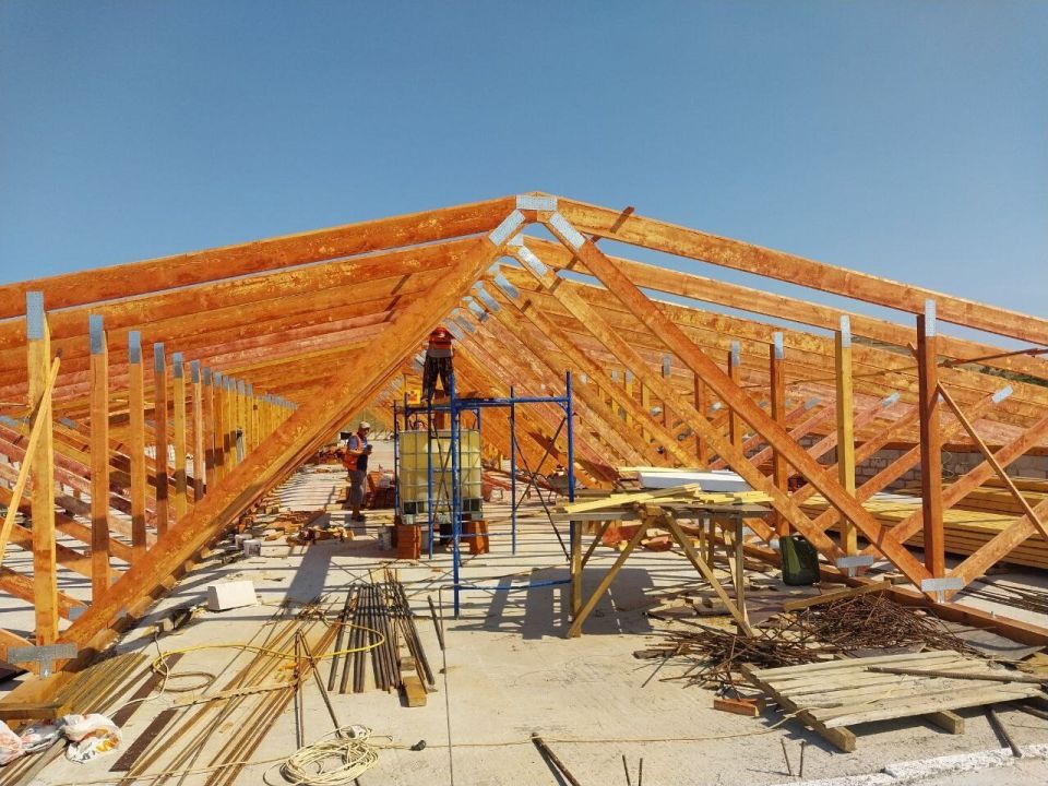 В Керчи продолжается строительство общеобразовательной школы на 825 мест В Керчи продолжается строительство общеобразовательной школы на 825 мест