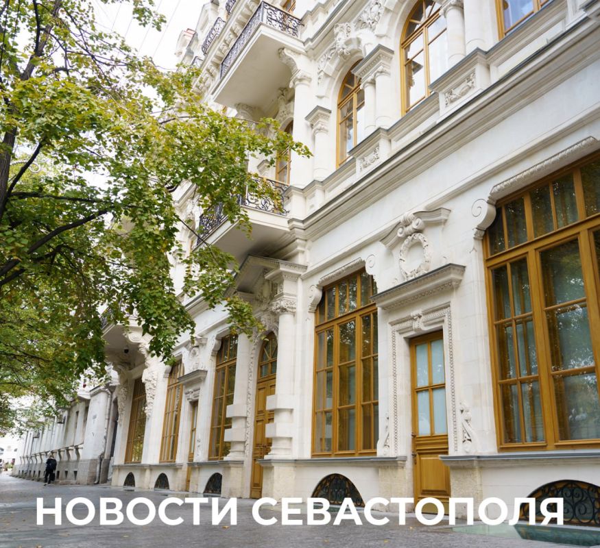 Михаил Развожаев: Итоги минувшего дня:. Началась транспортировка экспонатов в Севастопольский художественный музей имени Михаила Павловича Крошицкого