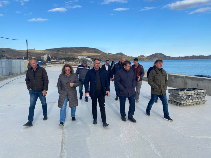 Строительная готовность набережной в Коктебеле — 75%