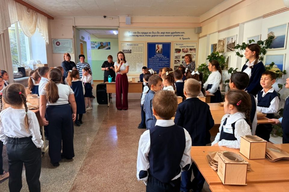 Ольга Шевцова провела мастер-классы по посеву семян в школах