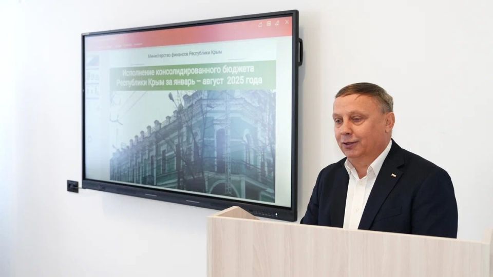 Иван Фурс принял участие в программе повышения квалификации для руководителей муниципальных органов управления образованием Иван Фурс принял участие в программе повышения квалификации для руководителей муниципальных органов управления образованием