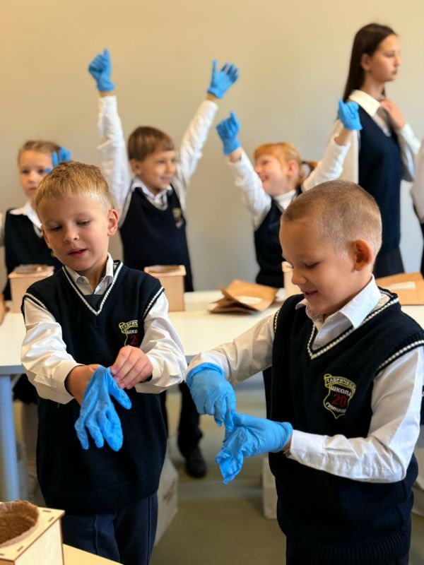 Ольга Шевцова провела мастер-классы по посеву семян в школах Ольга Шевцова провела мастер-классы по посеву семян в школах