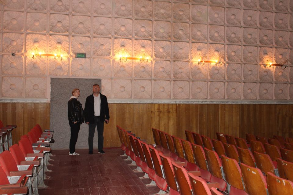 Игорь Крутьков: Посетил дом культуры в селе Ленинское