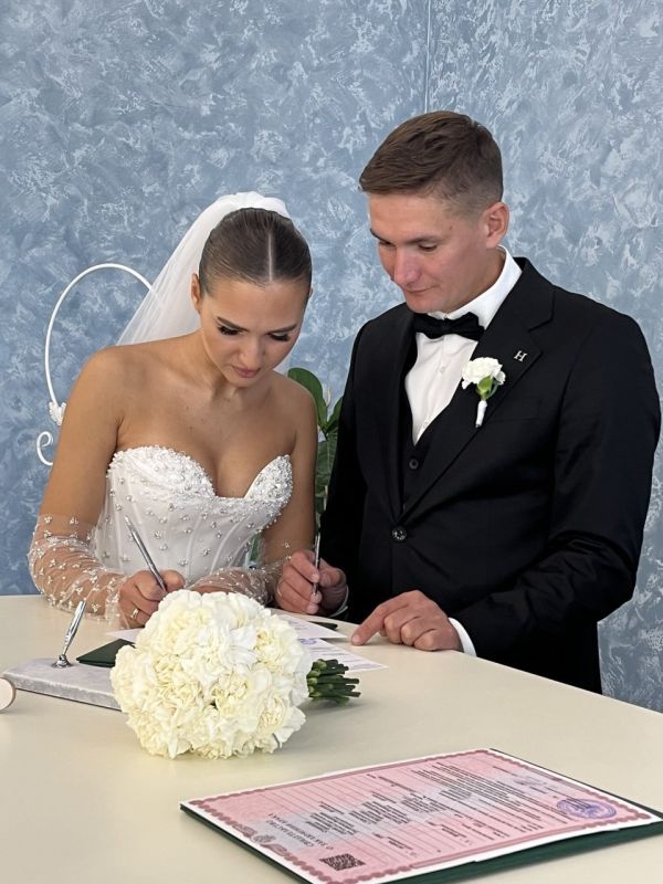 В Крыму порядка 30% молодоженов - гости из других субъектов Российской Федерации В Крыму порядка 30% молодоженов - гости из других субъектов Российской Федерации