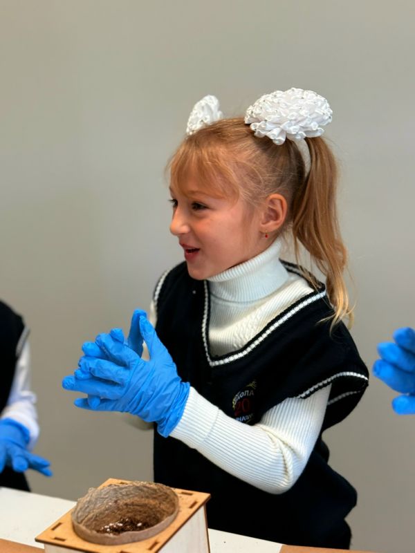 Ольга Шевцова провела мастер-классы по посеву семян в школах Ольга Шевцова провела мастер-классы по посеву семян в школах