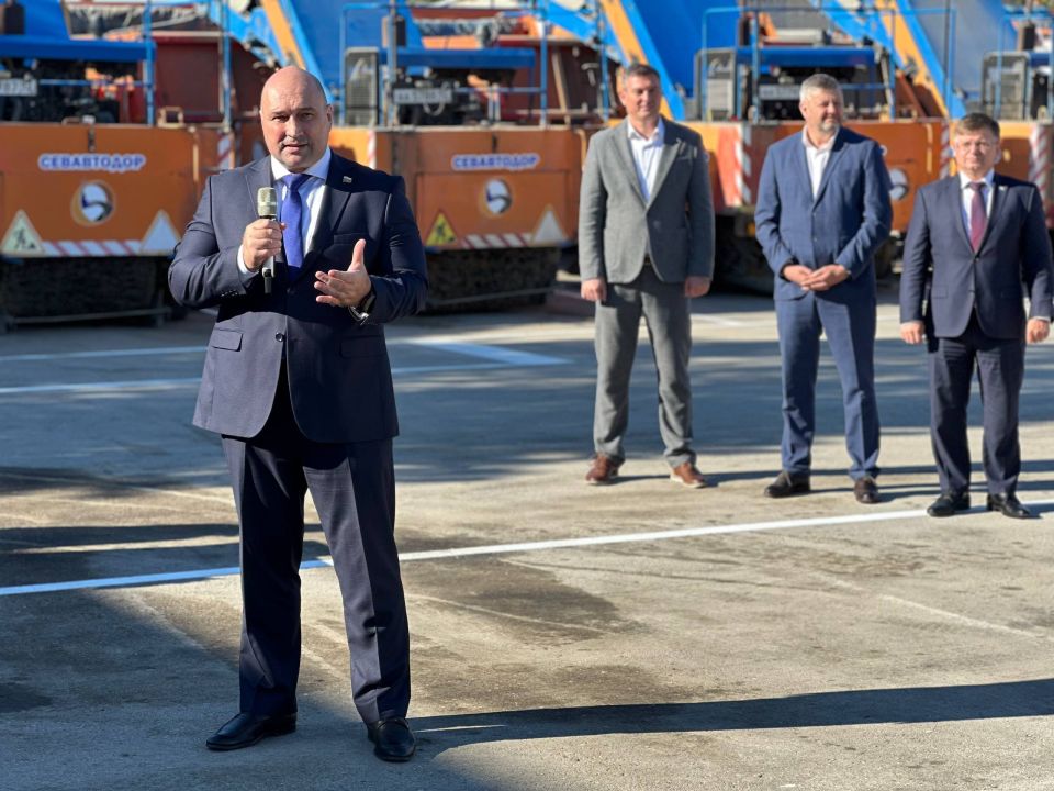 Владимир Немцев: Сегодня — День работников дорожного хозяйства