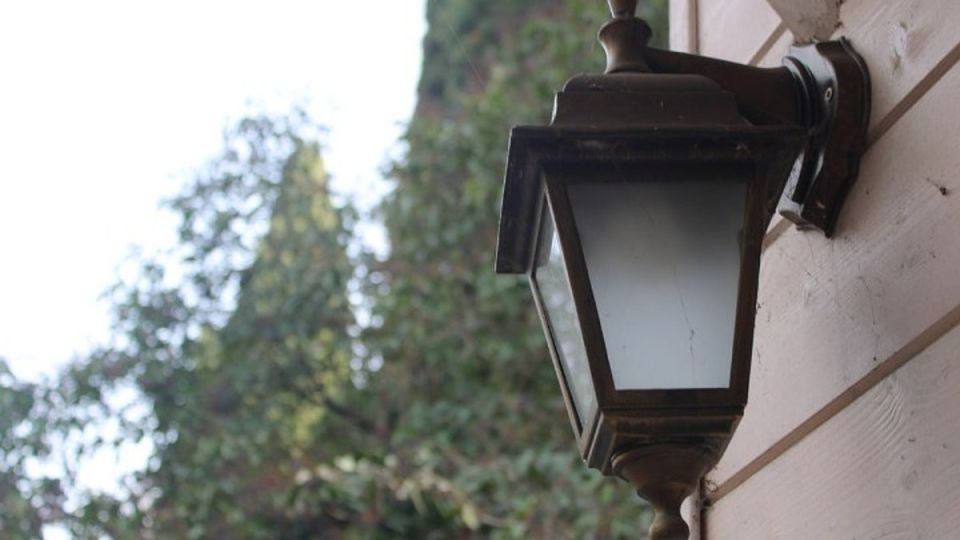 Орджоникидзе частично останется без электричества: в Симферополе, Евпатории, Ялте, Керчи, Джанкое, Феодосии и Севастополе отключат свет 20 октября