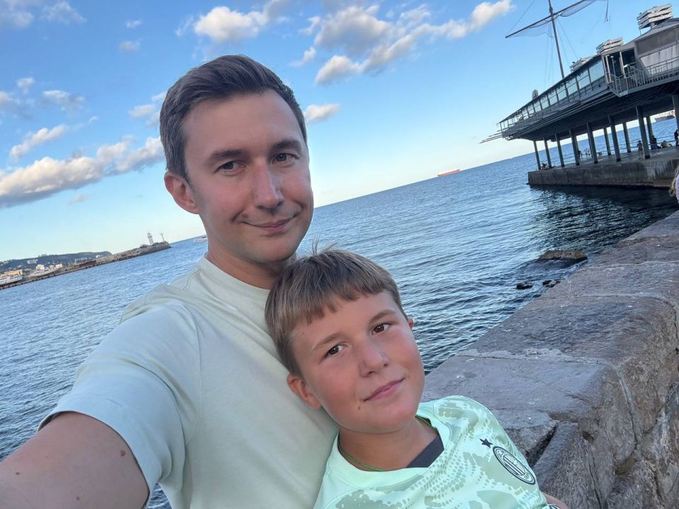 Сергей Карякин: Сегодня исполнилось 10 лет моему Лехе!