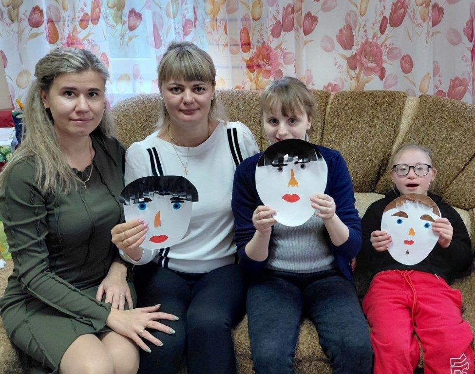 В учреждениях социального обслуживания проведены мероприятия, посвященные Всероссийскому Дню отца В учреждениях социального обслуживания проведены мероприятия, посвященные Всероссийскому Дню отца