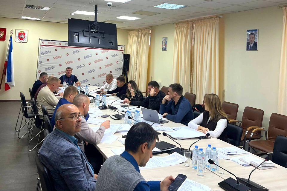 Вопросы инженерной и социальной инфраструктуры обсудили на совещании в ГКУ РК «Инвестстрой»