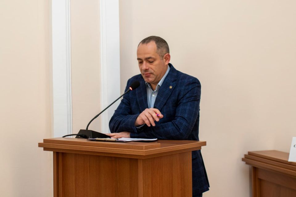 � ����������� ���������� ����������-������������� ���������, � ���� �������� ������������ ����������� ������������� ���������� � ����������� ������