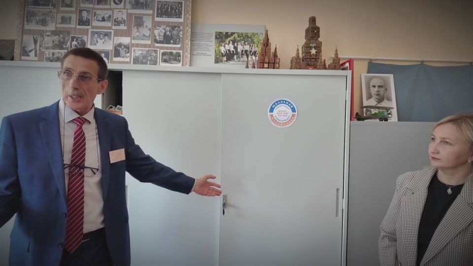 Александр Харламов: Удивительный школьный музей из Крыма получил современное хранилище