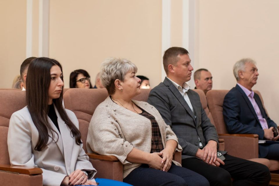 � ����������� ���������� ����������-������������� ���������, � ���� �������� ������������ ����������� ������������� ���������� � ����������� ������