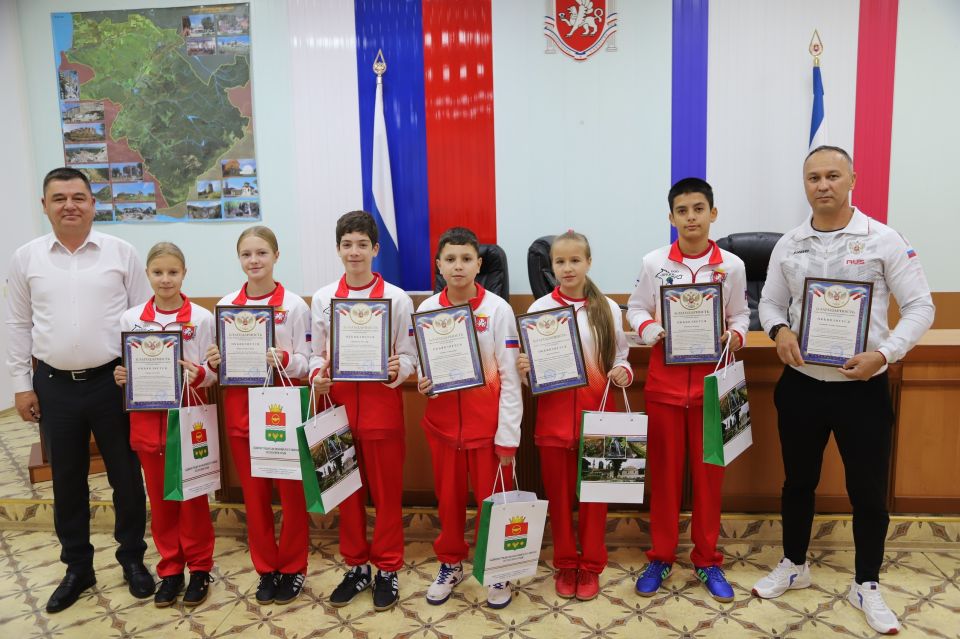 ���� ������ ��������� �� �������� ������� � ������������� ����������� ���������� ������� ������������� �����