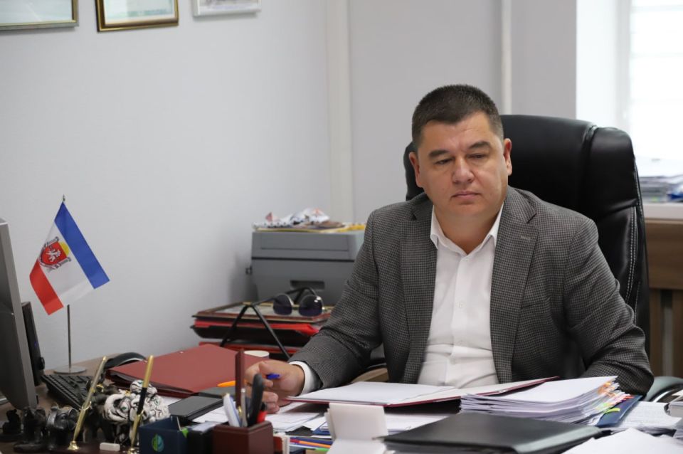 Первый заместитель главы администрации Бахчисарайского района Энвер Аблаев с коллегами провел прием граждан Первый заместитель главы администрации Бахчисарайского района Энвер Аблаев с коллегами провел прием граждан