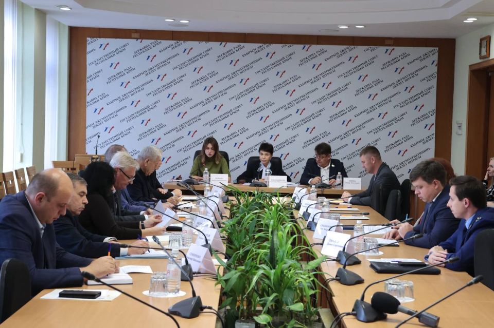 Реализацию национального проекта «Экологическое благополучие» обсудили на заседании Комитета по экологии под председательством Светланы Шабельниковой Реализацию национального проекта «Экологическое благополучие» обсудили на заседании Комитета по экологии под председательством Светланы Шабельниковой