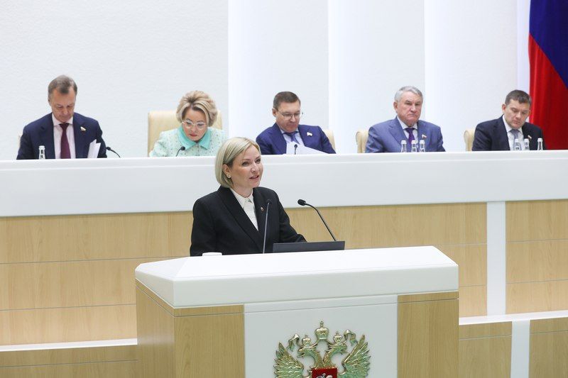  :    ,                       ...